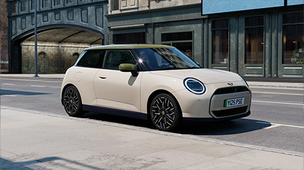 ALL-ELECTRIC MINI COOPER PAUL SMITH EDITION.