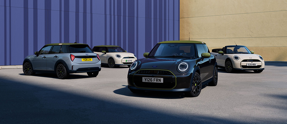 MINI COOPER PAUL SMITH EDITION. ALL-ELECTRIC MINI COOPERPAUL SMITH EDITION.